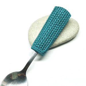 Kötött mintás kanál - otthon & életmód - konyhafelszerelés, tálalás - tálalás - kanál & villa - Meska.hu