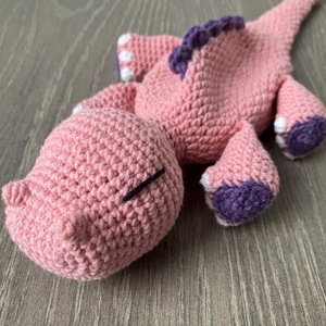 Szundító Dínó, Játék & Sport, Plüssállat & Játékfigura, Plüss dínók, Horgolás, MESKA