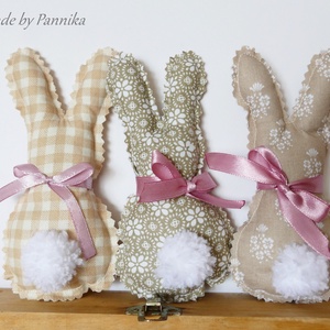 Három, húsvéti textil nyuszi, pom-pom farokkal (drappok) -  - Meska.hu