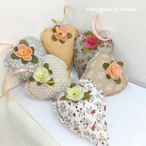 Kézműves pöttyös szív dísz Pannikától - otthon & életmód - dekoráció - dísztárgy - Meska.hu