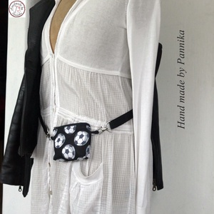 Kis focis övtáska, testtáska, neszesszer vagy akár pénztárca - táska & tok - övtáska - Meska.hu