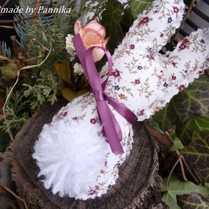 Húsvéti textil nyuszi, pom-pom farokkal  - Meska.hu