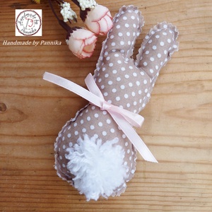 Húsvéti textil nyuszi, pom-pom farokkal  - Meska.hu