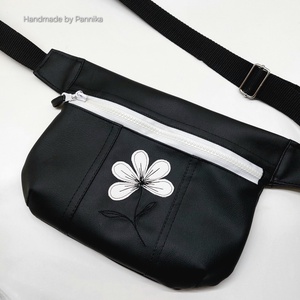 Fekete textilbőr átvethető táska - táska & tok - kézitáska & válltáska - vállon átvethető táska - Meska.hu