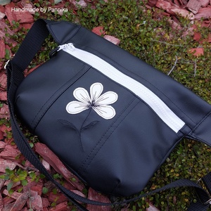 Fekete textilbőr átvethető táska - Meska.hu