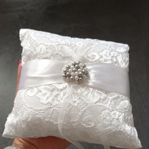 Gyöngyös gyűrűpárna - esküvő - kiegészítők - gyűrűtartó & gyűrűpárna - Meska.hu