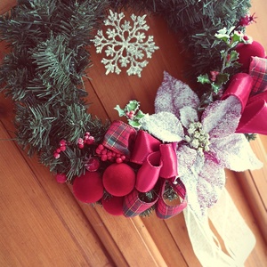 Mikulásvirág karácsonyi koszorú, kopogtató ajtódísz - karácsony - adventi díszek - adventi ajtódísz - Meska.hu