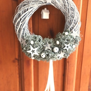 Házikó natúr kopogtató, Karácsony, Adventi díszek, Adventi ajtódísz, Virágkötés, MESKA