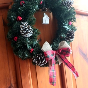 Karácsonyi piros-zöld kopogtató , ajtódísz - karácsony - adventi díszek - adventi ajtódísz - Meska.hu
