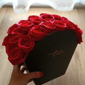 Burgundivörös rózsabox - kellékek & szerszámok - dekorációs kellékek - virágfej - Meska.hu