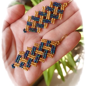 Kék-arany szövött mintás gyöngy fülbevaló - ékszer - fülbevaló - lógó fülbevaló - Meska.hu