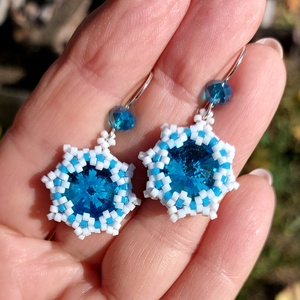 Kék Swarowski köves fülbevaló - ékszer - fülbevaló - lógó fülbevaló - Meska.hu Kék Swarowski köves fülbevaló - ékszer - fülbevaló - lógó fülbevaló - Meska.hu