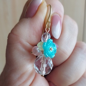 Tavaszi kristály gyöngyfülbevaló - ékszer - fülbevaló - lógó fülbevaló - Meska.hu