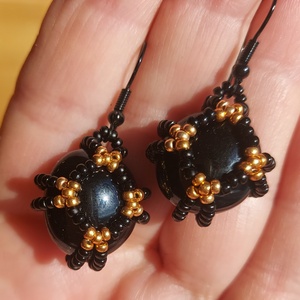 Fekete-arany üvegkavics ékszer garnitúra - ékszer - ékszerszett - Meska.hu