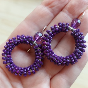 Sötétlila karika gyöngyfülbevaló - ékszer - fülbevaló - karika fülbevaló - Meska.hu