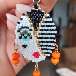 Maszk gyöngyfülbevaló , Ékszer, Fülbevaló, Lógó fülbevaló, Ékszerkészítés, Gyöngyfűzés, gyöngyhímzés, MESKA