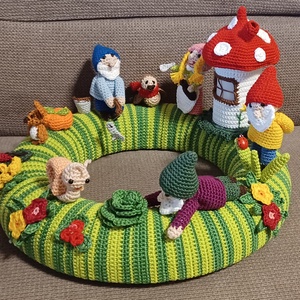 Horgolt asztaldísz - otthon & életmód - dekoráció - dísztárgy - Meska.hu