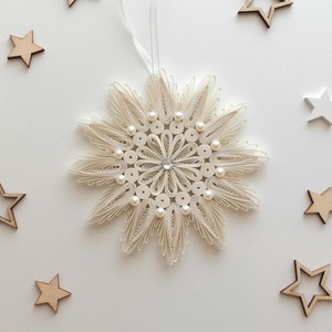 Karácsonyfadísz - hópihe - gyöngyfehér - karácsony - karácsonyi lakásdekoráció - karácsonyfadíszek - Meska.hu