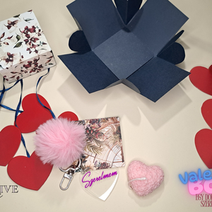 Valentin Box, meglepetéssel - Egy doboznyi Szerelem - Kék - otthon & életmód - gyertya, illat, aroma - gyertya - Meska.hu