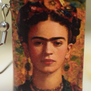 Könyv fülbevaló (Frida), Ékszer, Fülbevaló, Lógó fülbevaló, Könyvkötés, MESKA