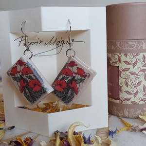 Könyv fülbevaló (pipacs) - ékszer - fülbevaló - lógó fülbevaló - Meska.hu