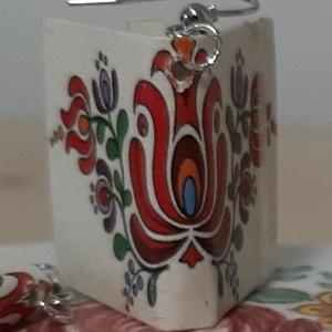 Könyv fülbevaló (tulipános) - Meska.hu