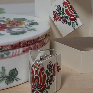 Könyv fülbevaló (tulipános) - ékszer - fülbevaló - lógó fülbevaló - Meska.hu