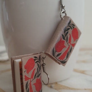 Könyv fülbevaló  - ékszer - fülbevaló - lógó fülbevaló - Meska.hu