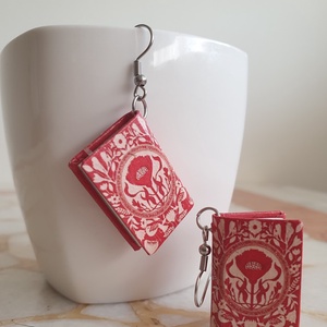 Könyv fülbevaló  - ékszer - fülbevaló - lógó fülbevaló - Meska.hu