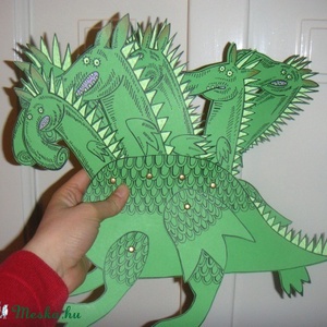 Hétfejű sárkány - kivágó -  - Meska.hu