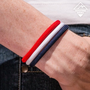 - Agáma - paracord karkötő vitorlás színekben -  - Meska.hu