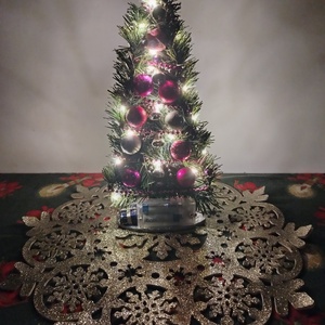 Egyedi, kézzel készült világító karácsonyi asztal dísz-pink/ezüst  díszítéssel - karácsony - karácsonyi lakásdekoráció - ünnepi asztaldekoráció - Meska.hu
