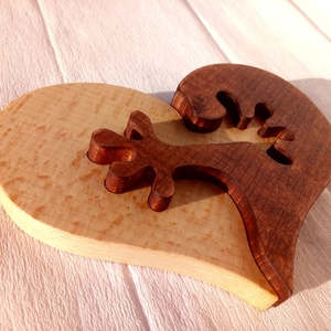 Szív alakú dekoráció, szívecske formájú puzzle fából + talp - otthon & életmód - dekoráció - dísztárgy - Meska.hu