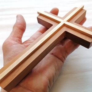 Két színű fali kereszt, fából készült feszület - otthon & életmód - vallás - kereszt - Meska.hu