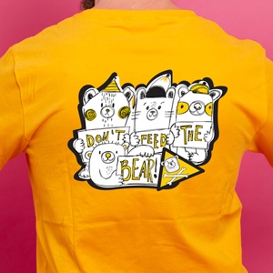 A medvéket etetni TILOS! sárga póló mindenkinek, Ruha & Divat, Férfi ruha, Póló, Fotó, grafika, rajz, illusztráció, MESKA