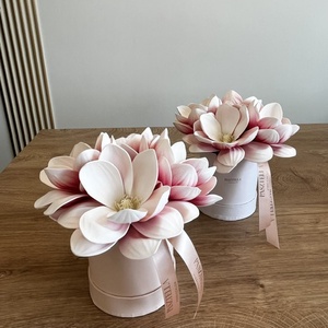 Magnólia virágdoboz - barack dobozban ( kicsi ), Otthon & Életmód, Virágdekoráció, Virágok, Virágbox, Virágkötés, MESKA