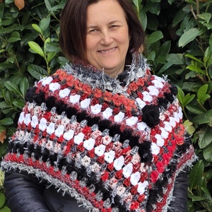 Tűzmesék - egyedi, kézzel horgolt kendő, rózsával - ruha & divat - sál, sapka, kendő - kendő - Meska.hu Tűzmesék - egyedi, kézzel horgolt kendő, rózsával - ruha & divat - sál, sapka, kendő - kendő - Meska.hu