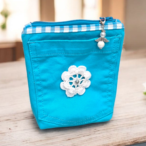 Zsebneszi nadrágzsebekből, Táska & Tok, Neszesszer, Varrás, Horgolás, MESKA