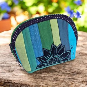 Kék-zöld csíkos neszi , Táska & Tok, Neszesszer, Varrás, Hímzés, MESKA