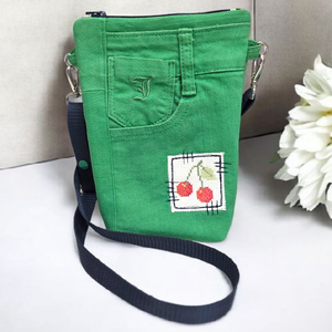 Zsebtáska nadrágzsebekből cseresznyés, Táska & Tok, Neszesszer, Varrás, Hímzés, MESKA