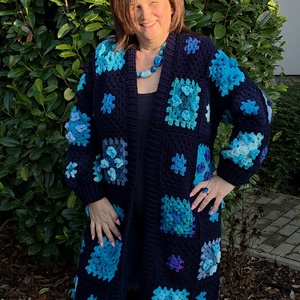 Erka kabátmesék: Éjkert � a csendben nyíló virágok kabátja 44/46-os méret - ruha & divat - női ruha - kardigánok - Meska.hu