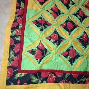 Új, tulipános patchwork terítő  - otthon & életmód - dekoráció - asztal és polc dekoráció - horgolt & csipketerítő - Meska.hu