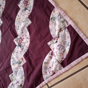 Új, patchwork terítő  - otthon & életmód - dekoráció - asztal és polc dekoráció - horgolt & csipketerítő - Meska.hu