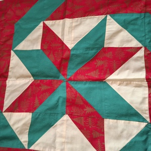 Új, patchwork terítő, asztalközép  - otthon & életmód - dekoráció - asztal és polc dekoráció - horgolt & csipketerítő - Meska.hu