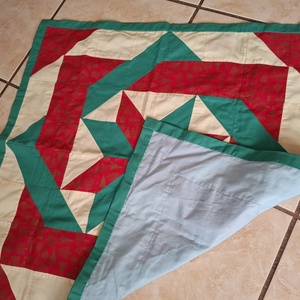 Új, patchwork terítő, asztalközép  - otthon & életmód - dekoráció - asztal és polc dekoráció - horgolt & csipketerítő - Meska.hu