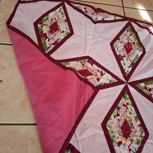 Új, patchwork terítő  - otthon & életmód - dekoráció - asztal és polc dekoráció - horgolt & csipketerítő - Meska.hu