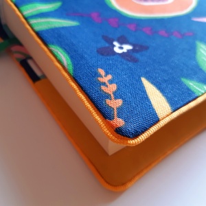 Könyvkabát - papaya -  - Meska.hu