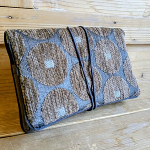 Dohánytasak - szürke, barna körökkel, Táska & Tok, Pénztárca & Más tok, Dohánytasak & Szütyő, Varrás, MESKA