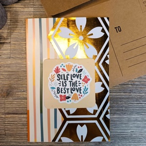 Egyedi képeslap kollázs technikával - Self love is the best love , Otthon & Életmód, Papír, írószer, Ajándékozás kellékei, Képeslap, üdvözlőlap, , MESKA