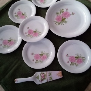 Kahla porcelán teljes süteményes készlet lapáttal - otthon & életmód - konyhafelszerelés, tálalás - tálalás - tányér & étkészlet - Meska.hu